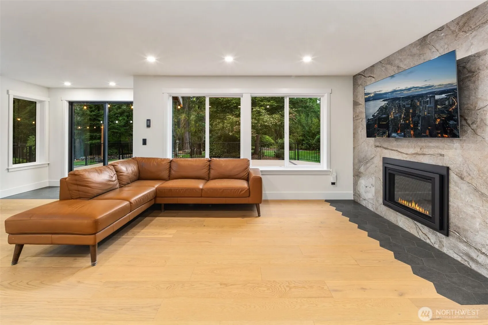 29304 204th Place SE, Kent, WA 98042