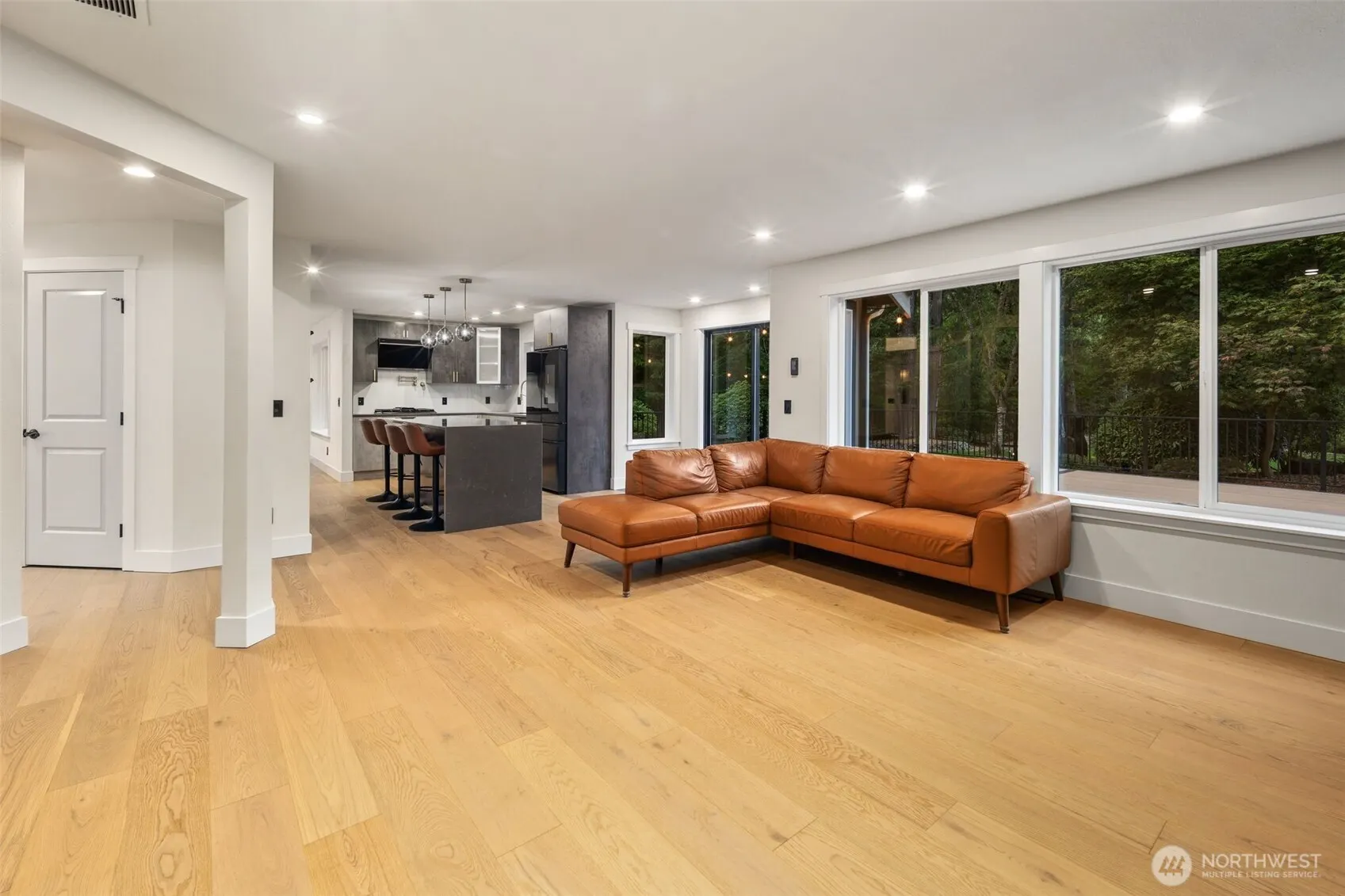 29304 204th Place SE, Kent, WA 98042