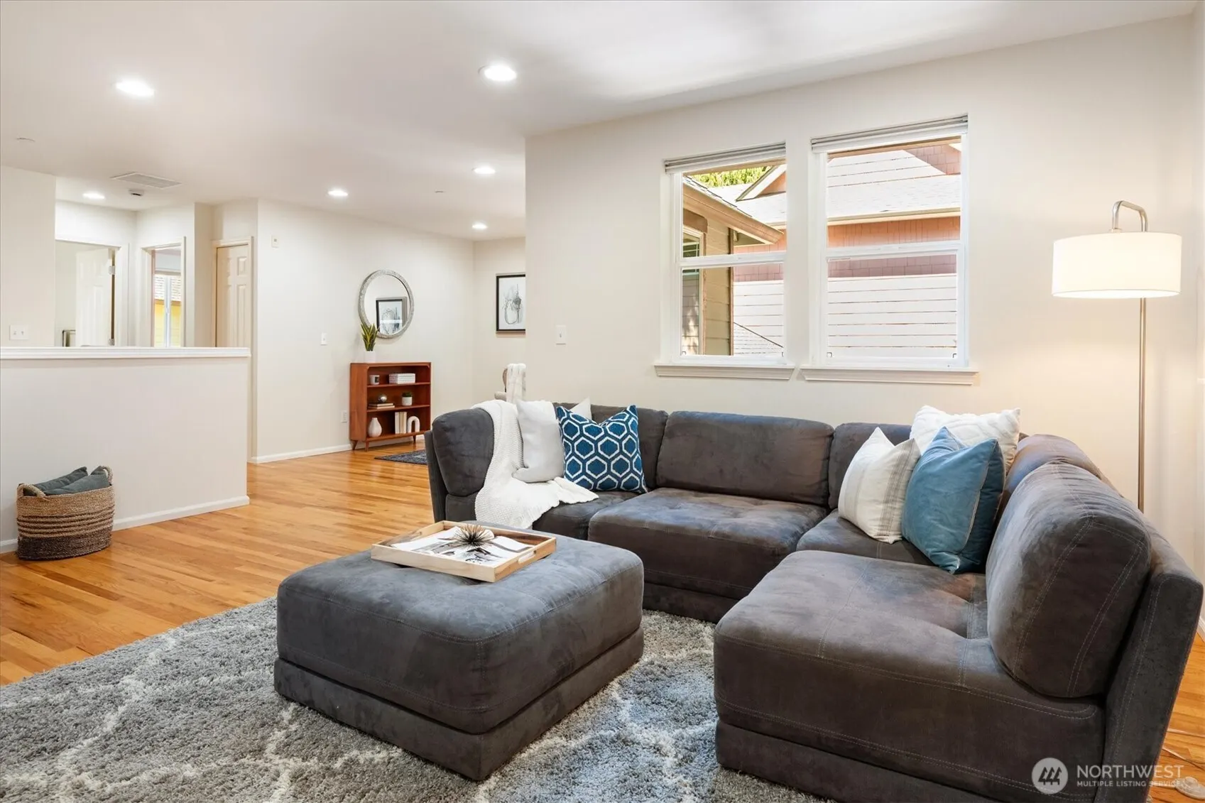 10790 221st Lane NE #28, Redmond, WA 98053-2002