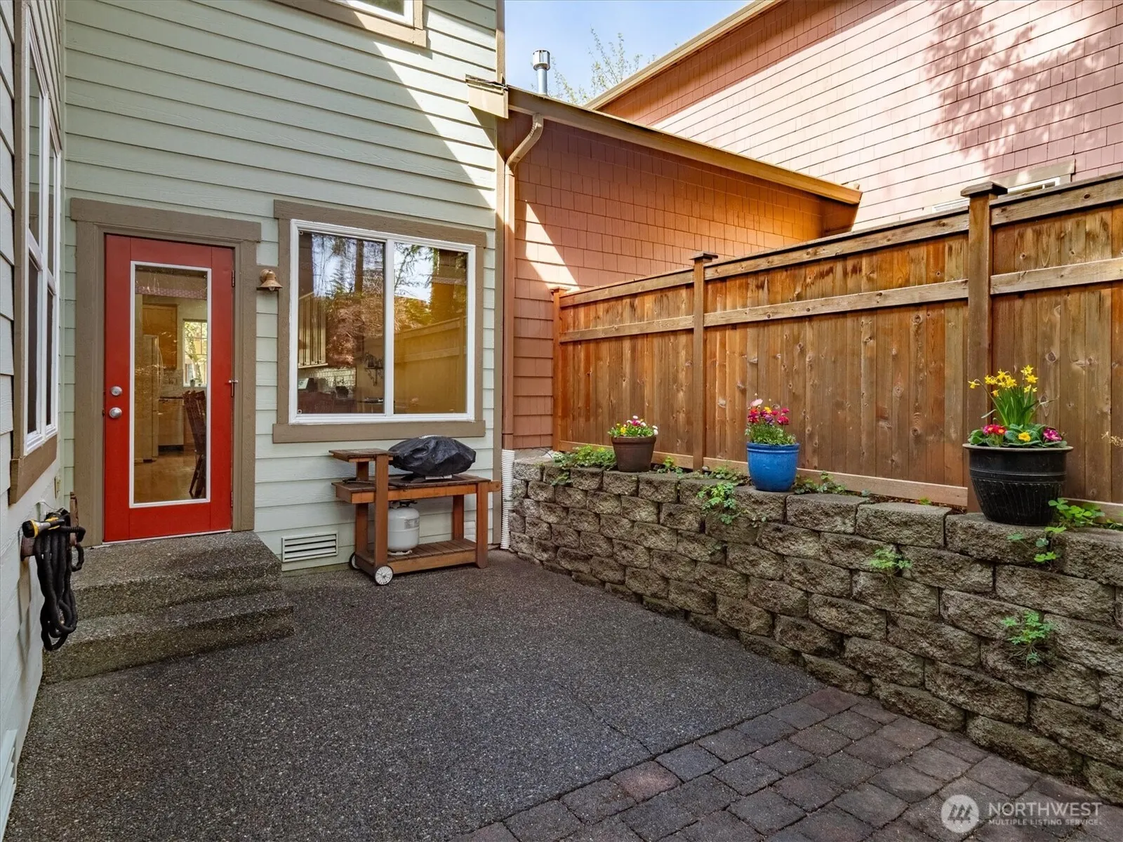 10790 221st Lane NE #28, Redmond, WA 98053-2002