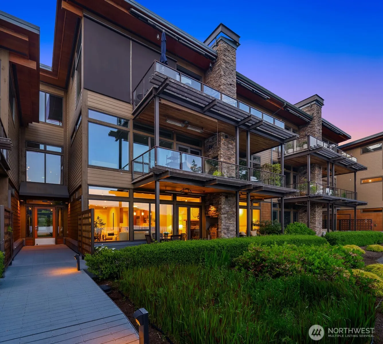 4305 E Lake Sammamish Parkway SE, Issaquah, WA 98029