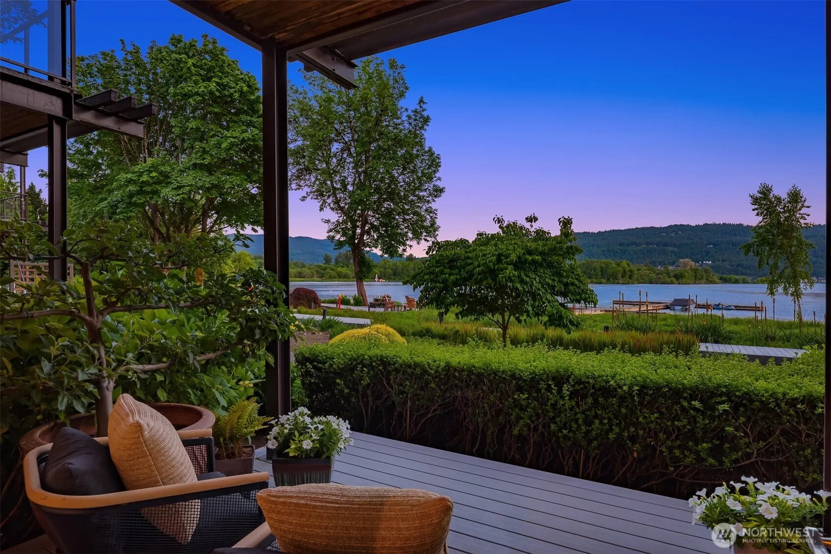 4305 E Lake Sammamish Parkway SE, Issaquah, WA 98029