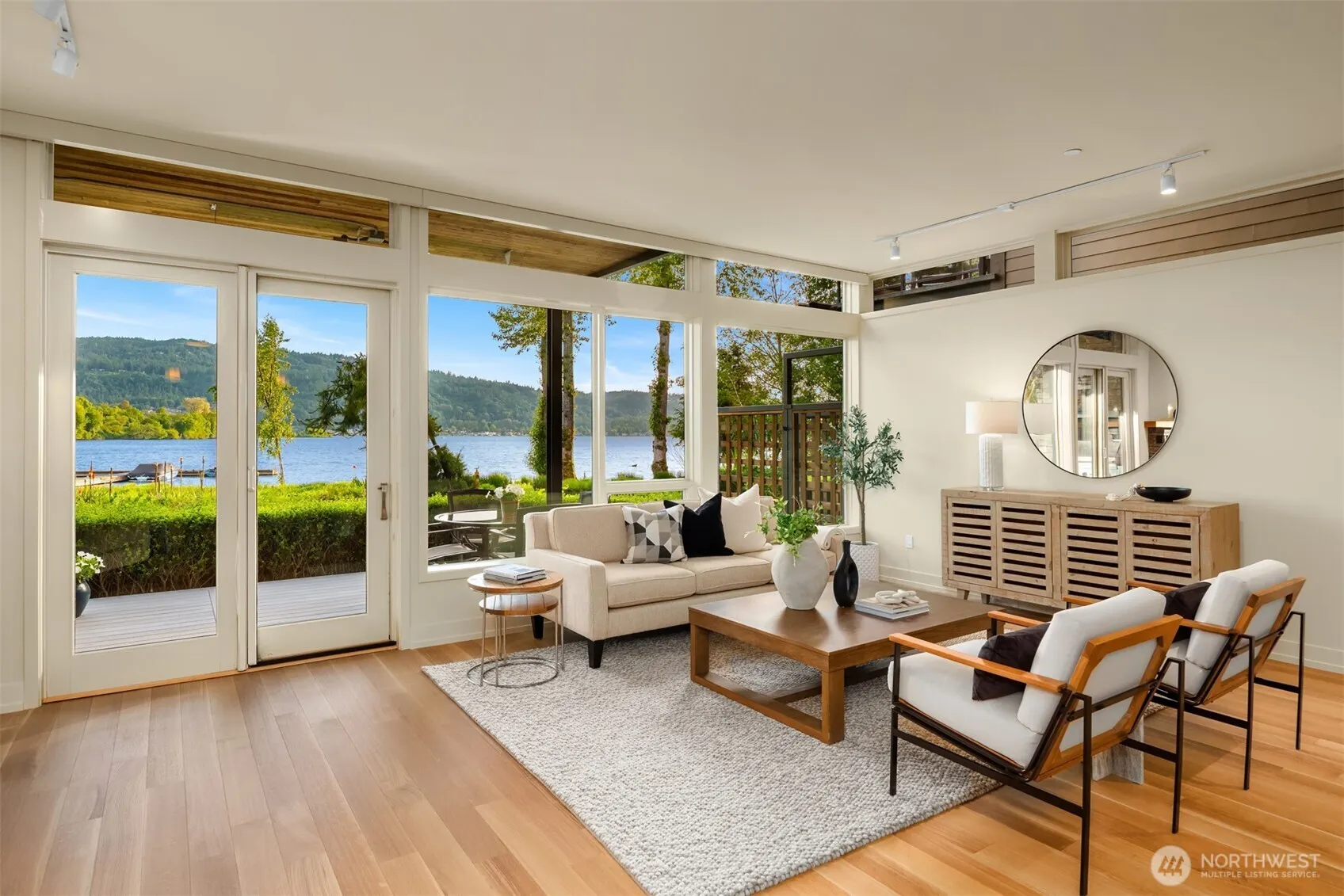 4305 E Lake Sammamish Parkway SE, Issaquah, WA 98029