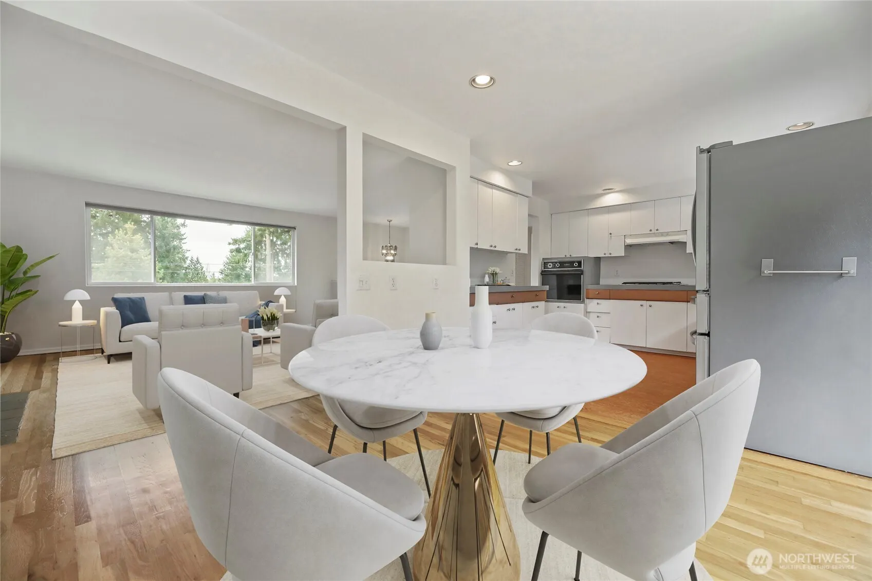 316 158th Place SE, Bellevue, WA 98008
