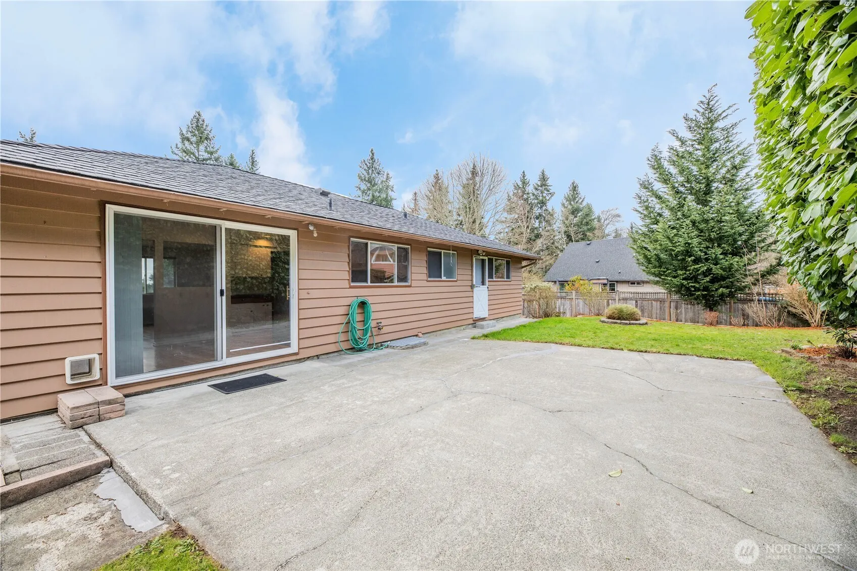 316 158th Place SE, Bellevue, WA 98008