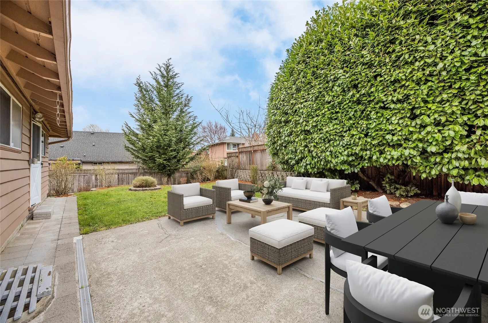 316 158th Place SE, Bellevue, WA 98008