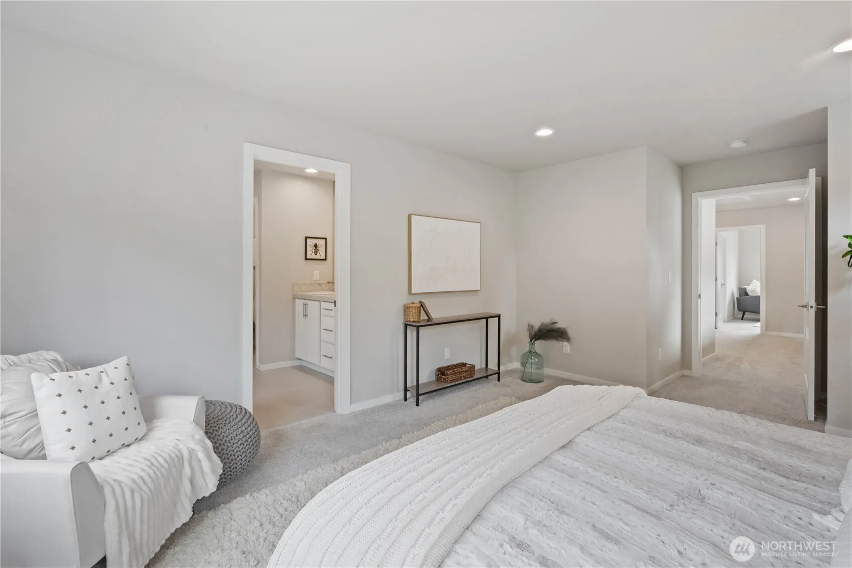 27003 101st Court SE, Kent, WA 98030
