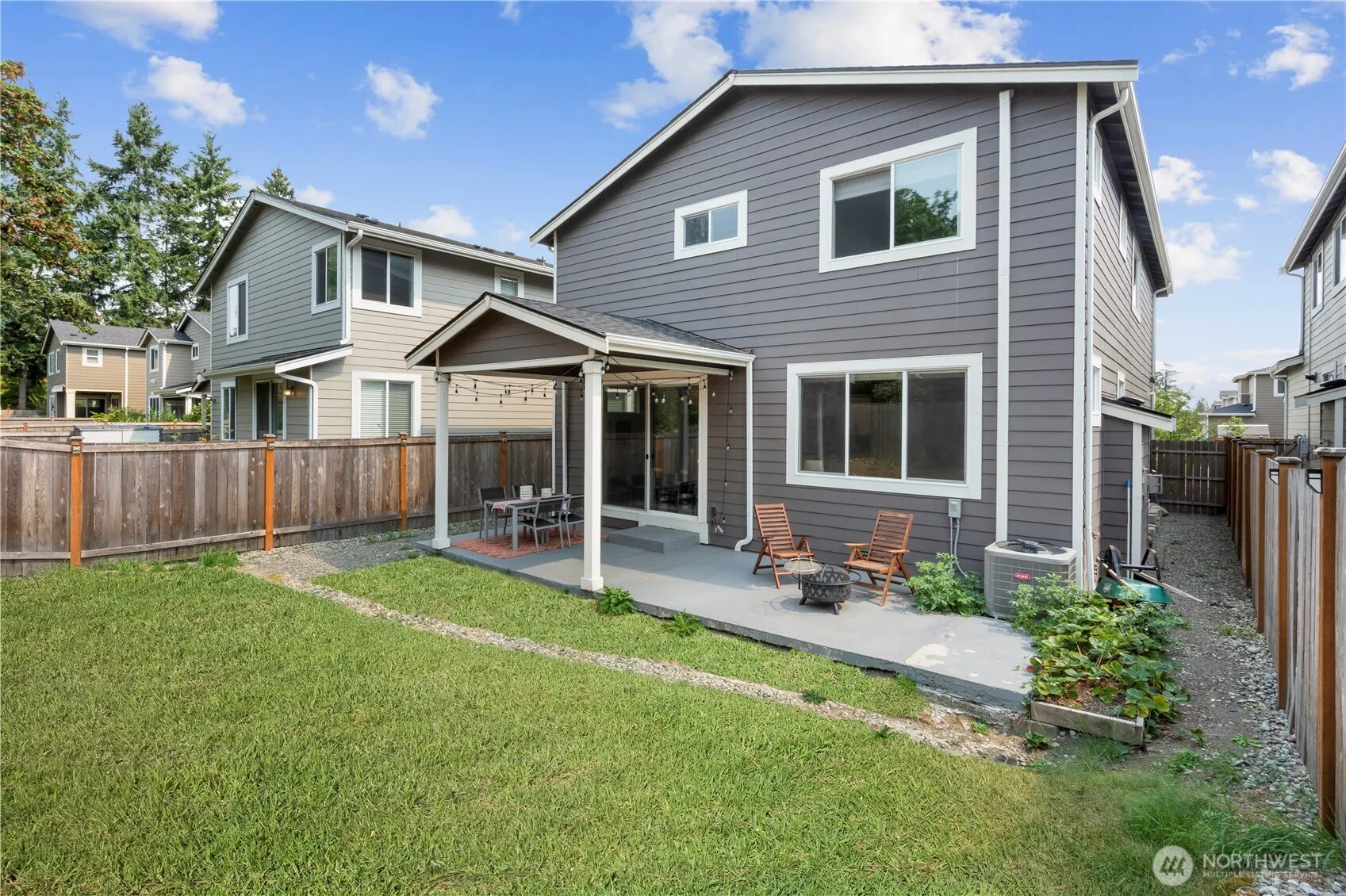 27003 101st Court SE, Kent, WA 98030
