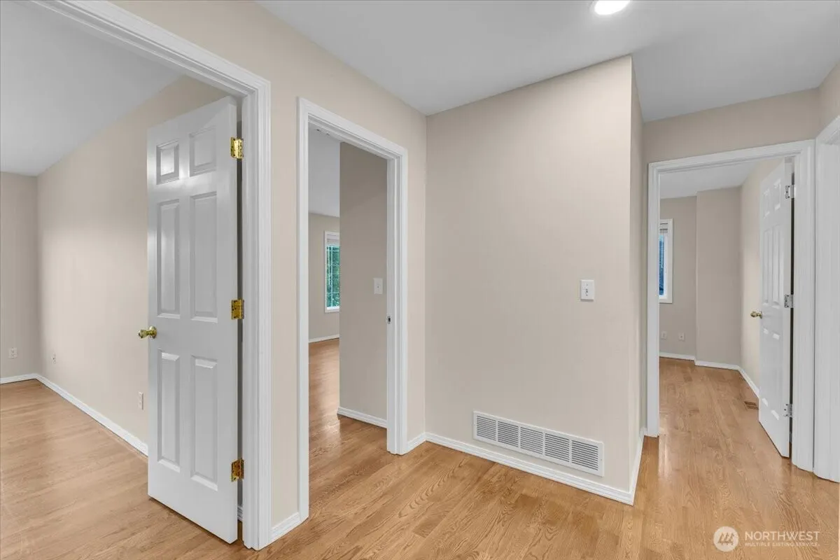 17329 34th Place W, Lynnwood, WA 98037