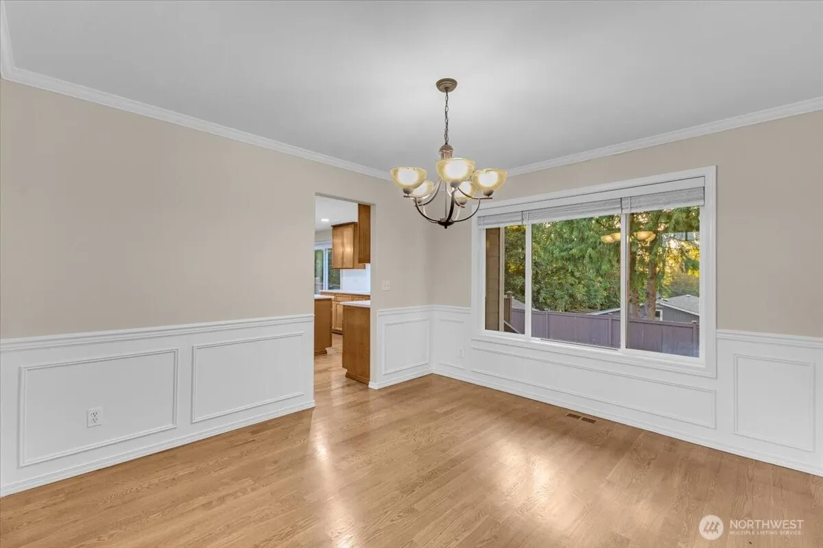 17329 34th Place W, Lynnwood, WA 98037