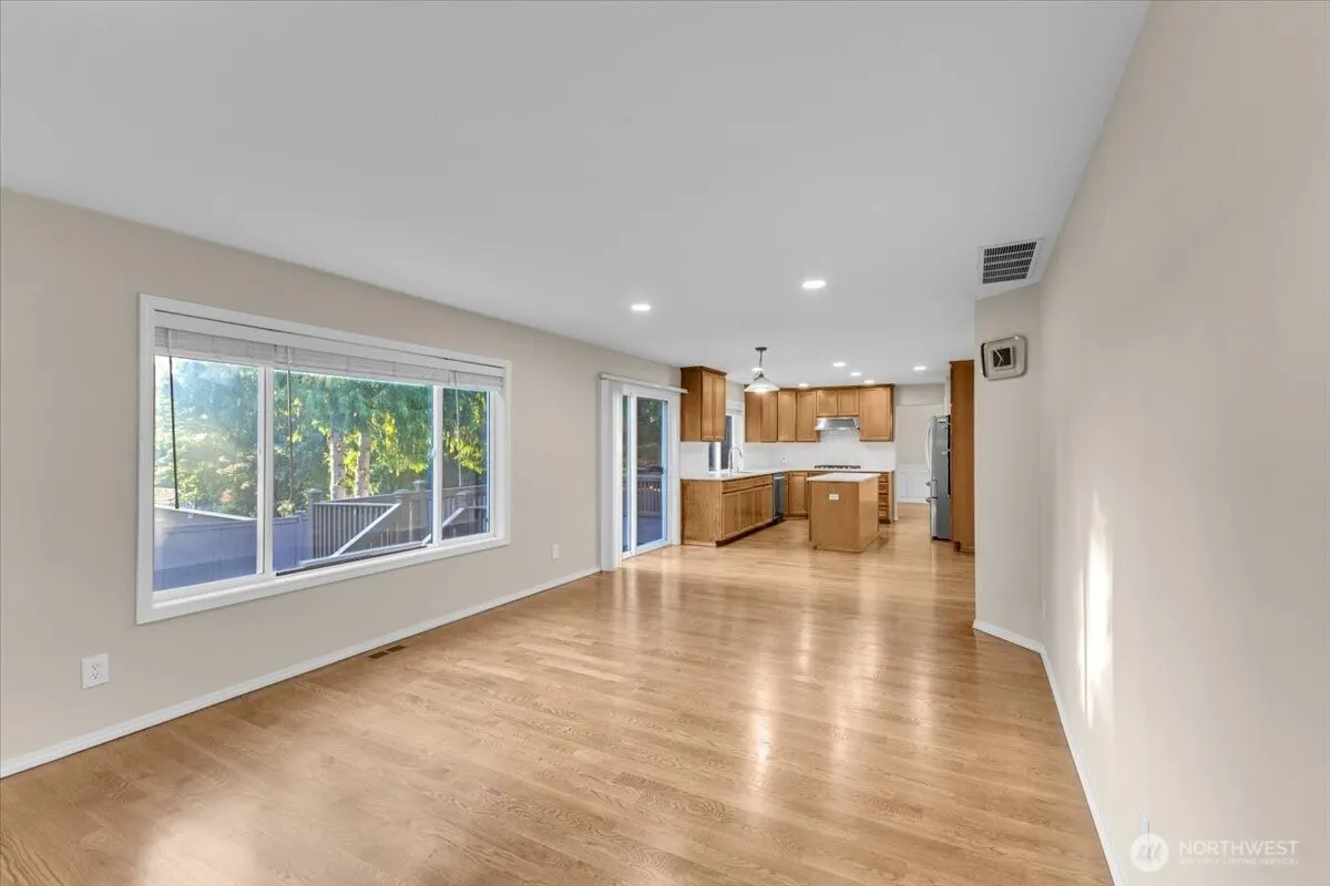 17329 34th Place W, Lynnwood, WA 98037