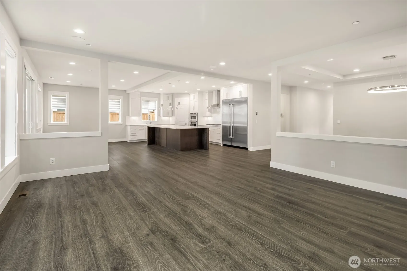974 NW Pickering Street , Issaquah, WA 98027-2671