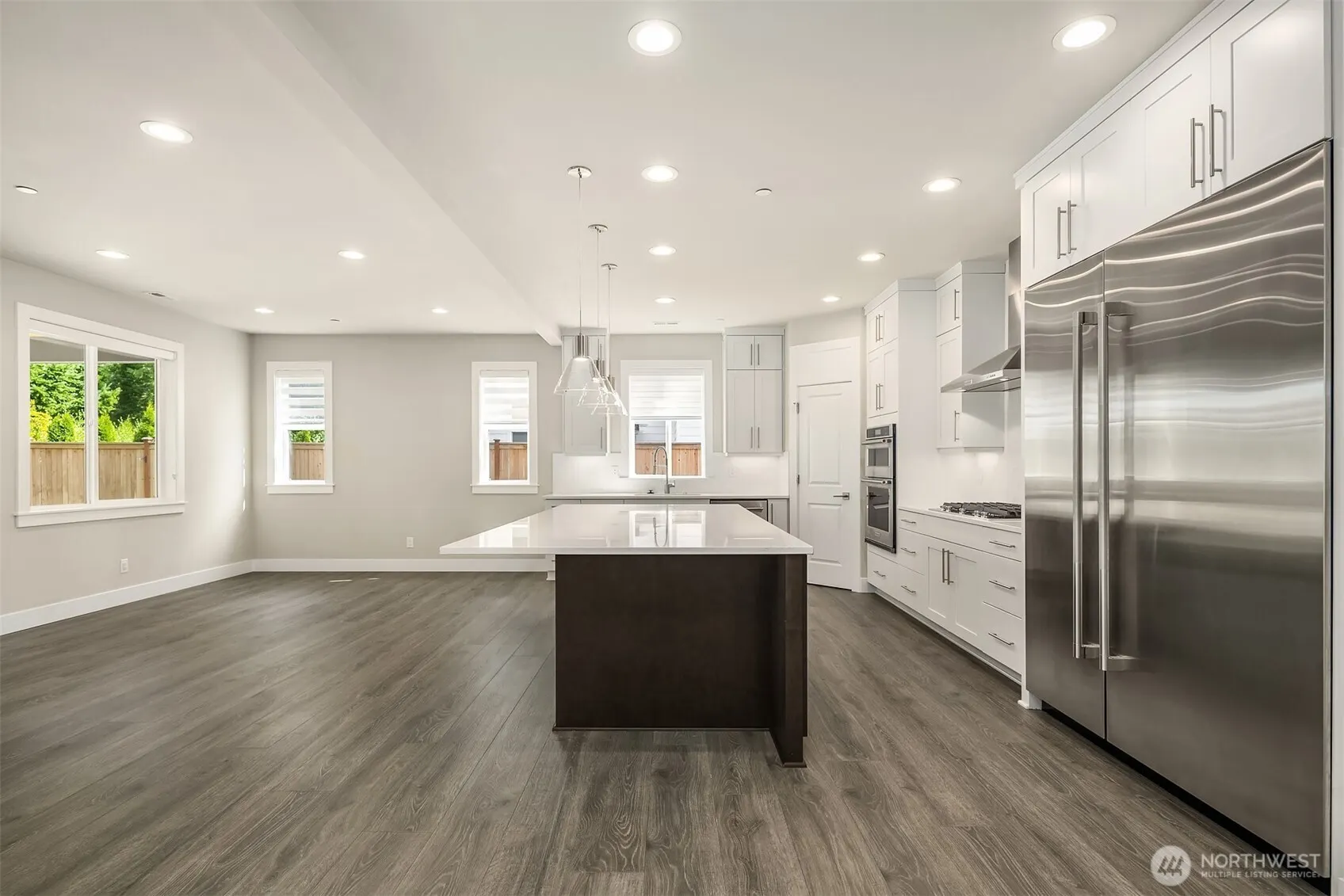 974 NW Pickering Street , Issaquah, WA 98027-2671
