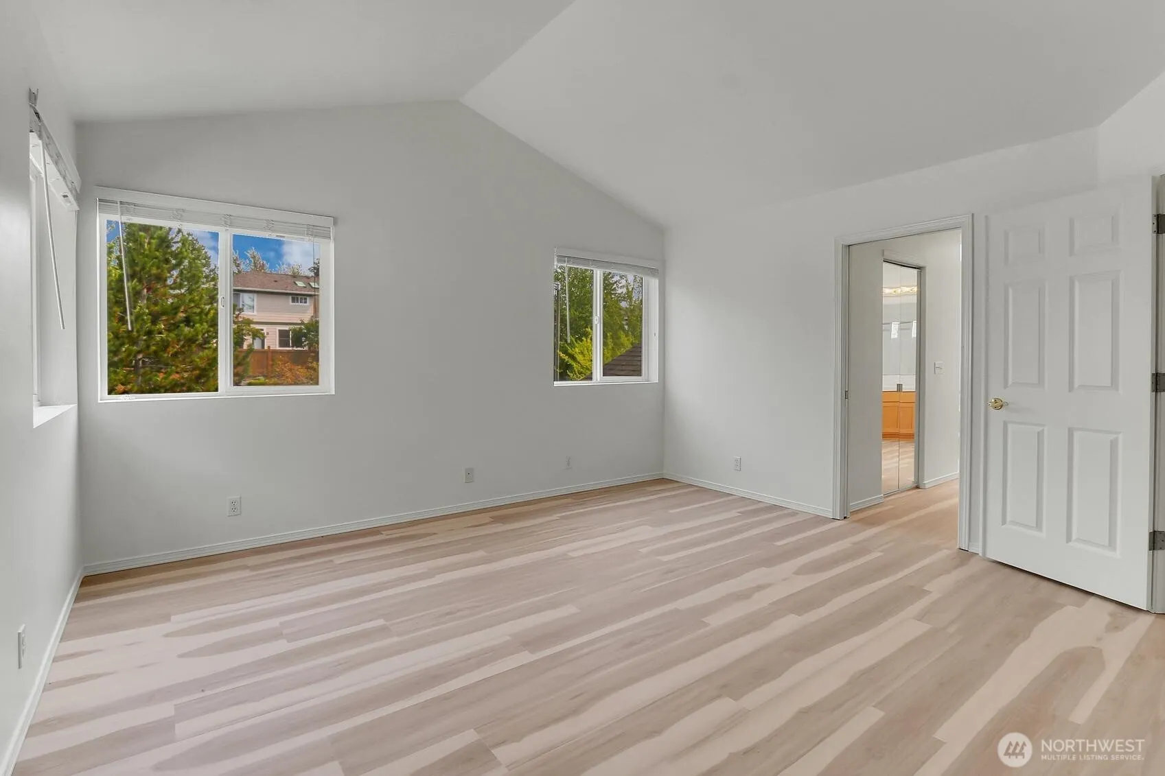 656 237th Place SE, Sammamish, WA 98074