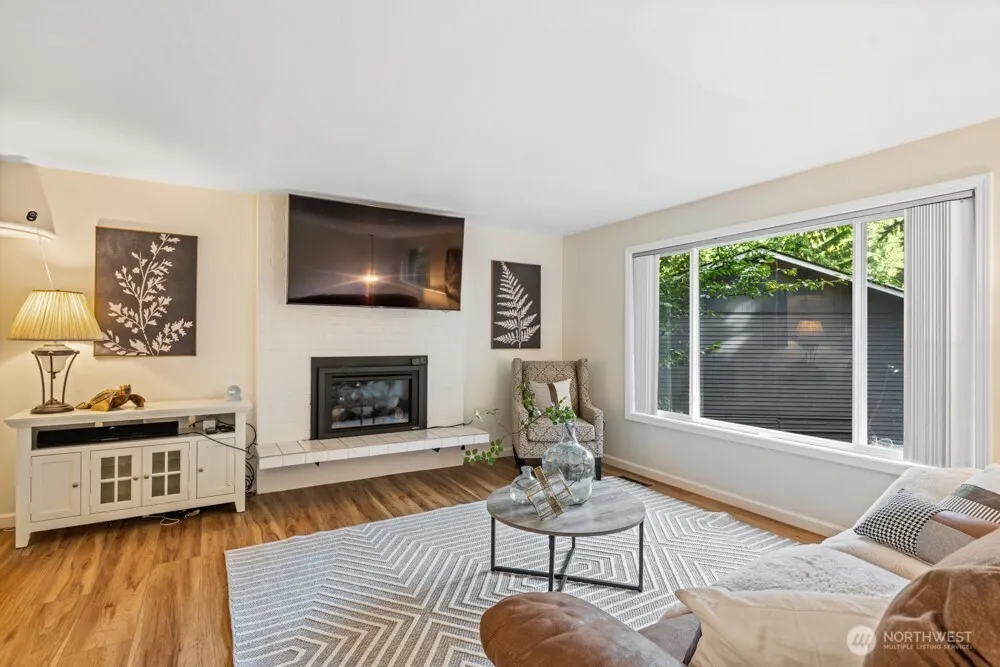 15718 173rd Avenue NE, Woodinville, WA 98072