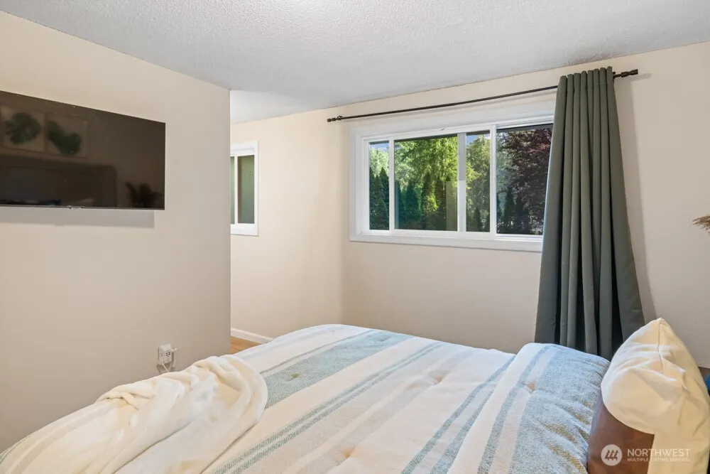 15718 173rd Avenue NE, Woodinville, WA 98072