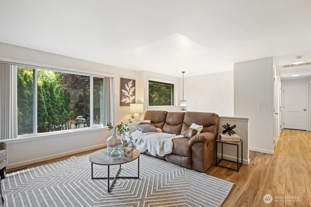 15718 173rd Avenue NE, Woodinville, WA 98072