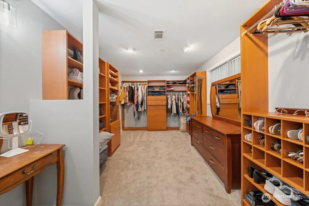 15718 173rd Avenue NE, Woodinville, WA 98072