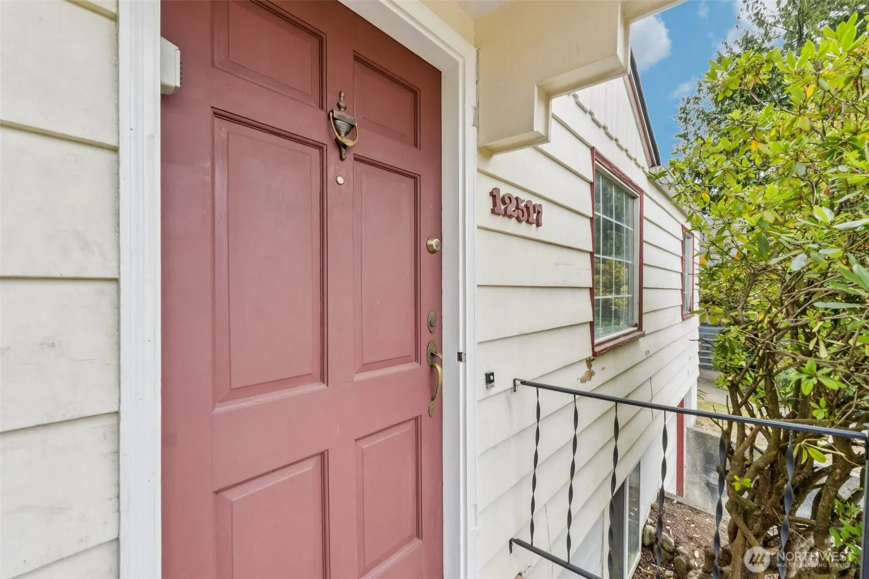 12517 22nd Avenue NE, Seattle, WA 98125
