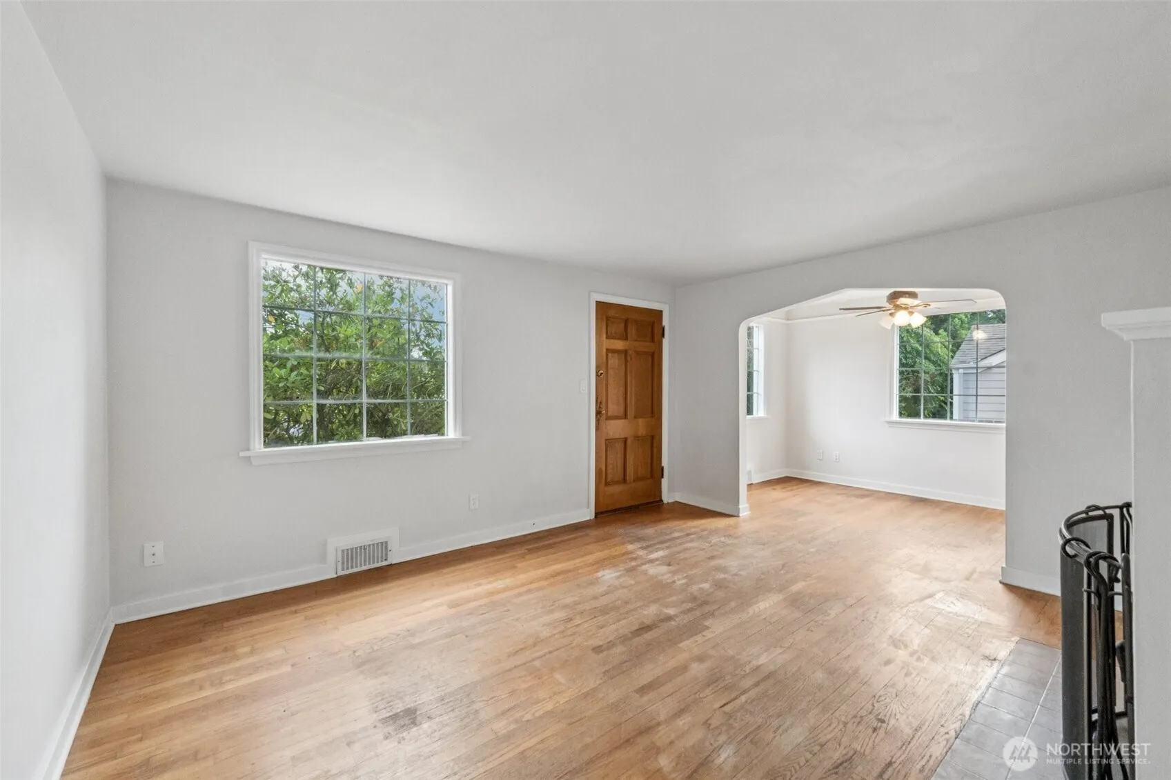 12517 22nd Avenue NE, Seattle, WA 98125