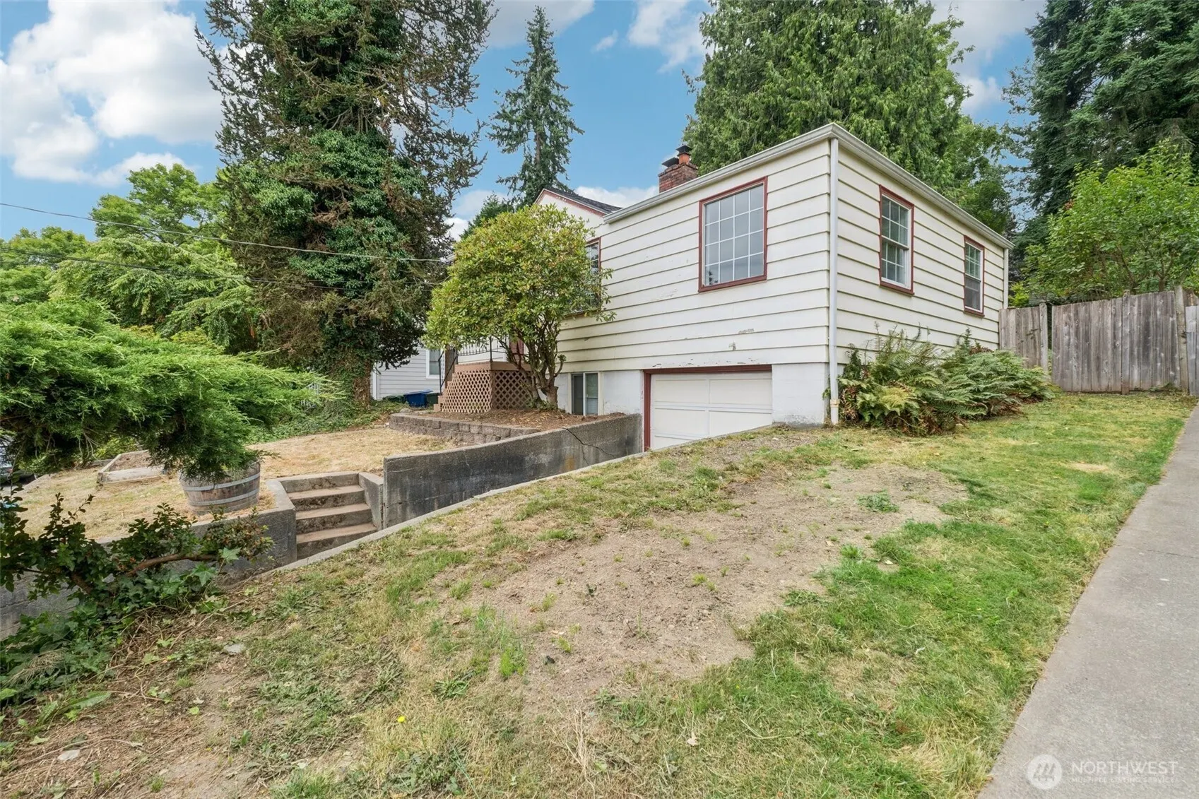 12517 22nd Avenue NE, Seattle, WA 98125