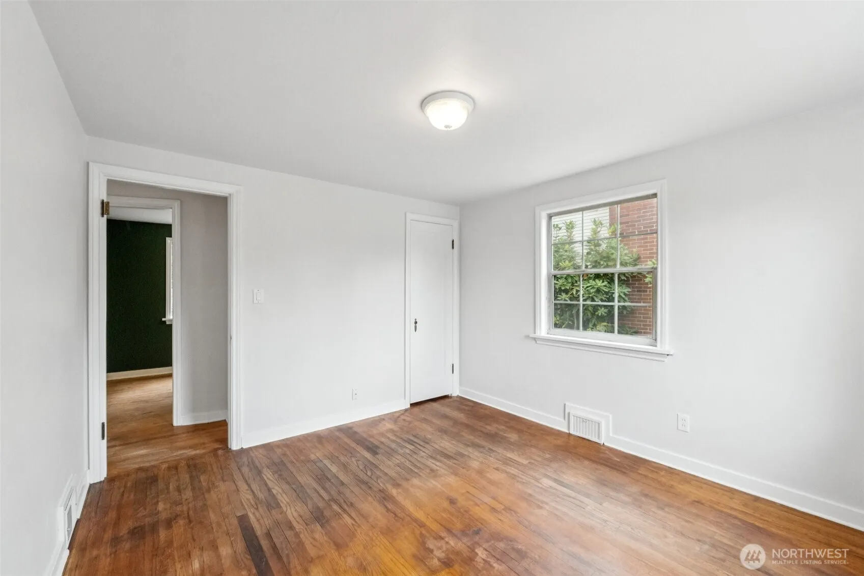 12517 22nd Avenue NE, Seattle, WA 98125
