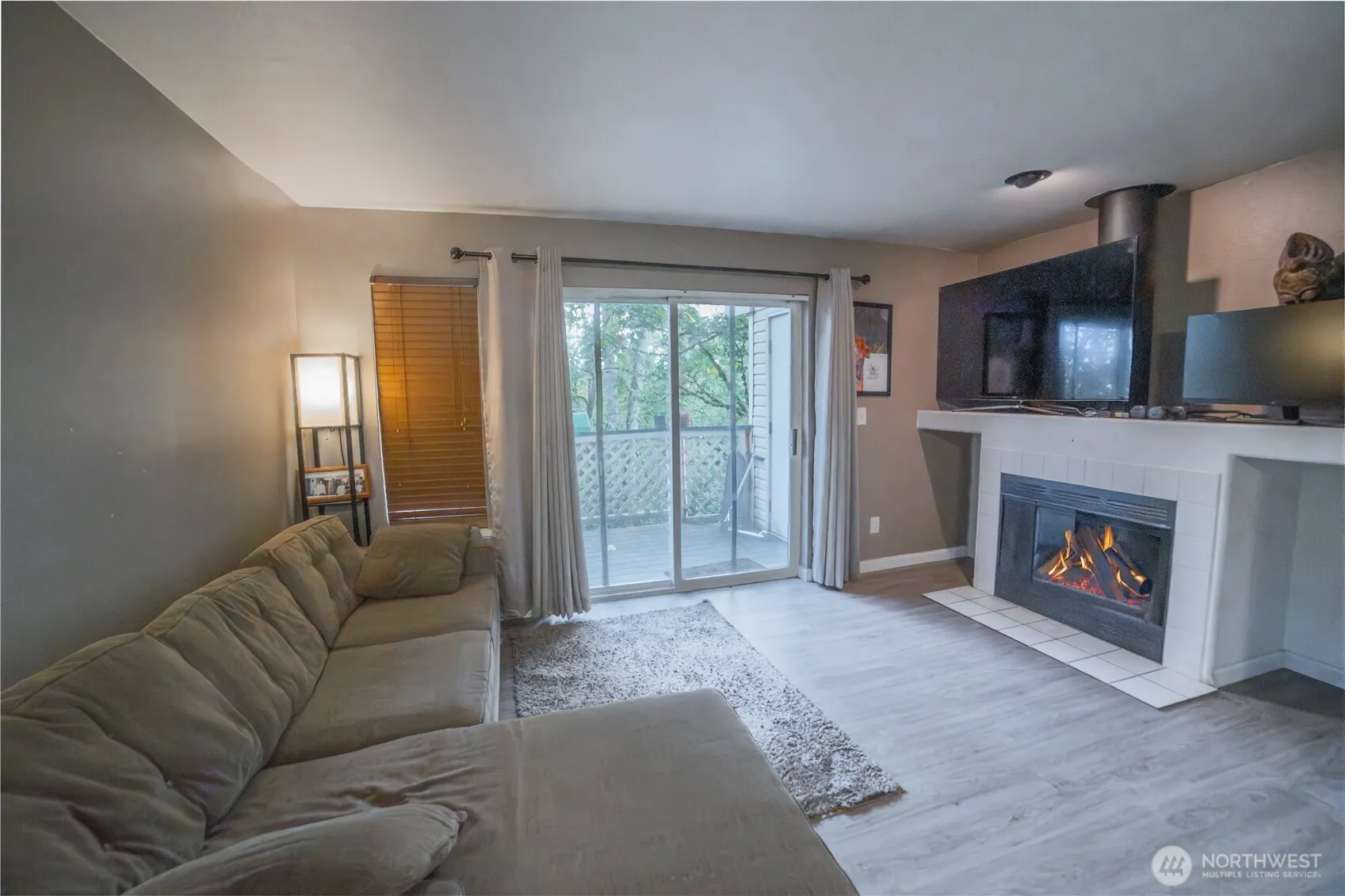 833 SW Sunset Boulevard #42, Renton, WA 98057