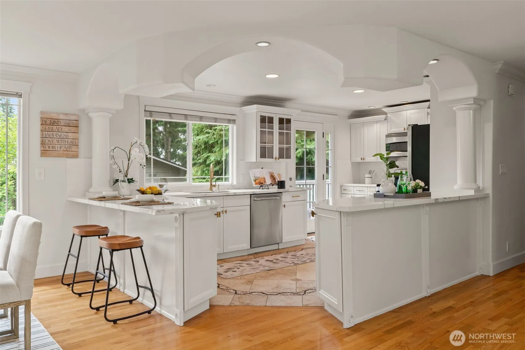 12623 NE 28th Street , Bellevue, WA 98005