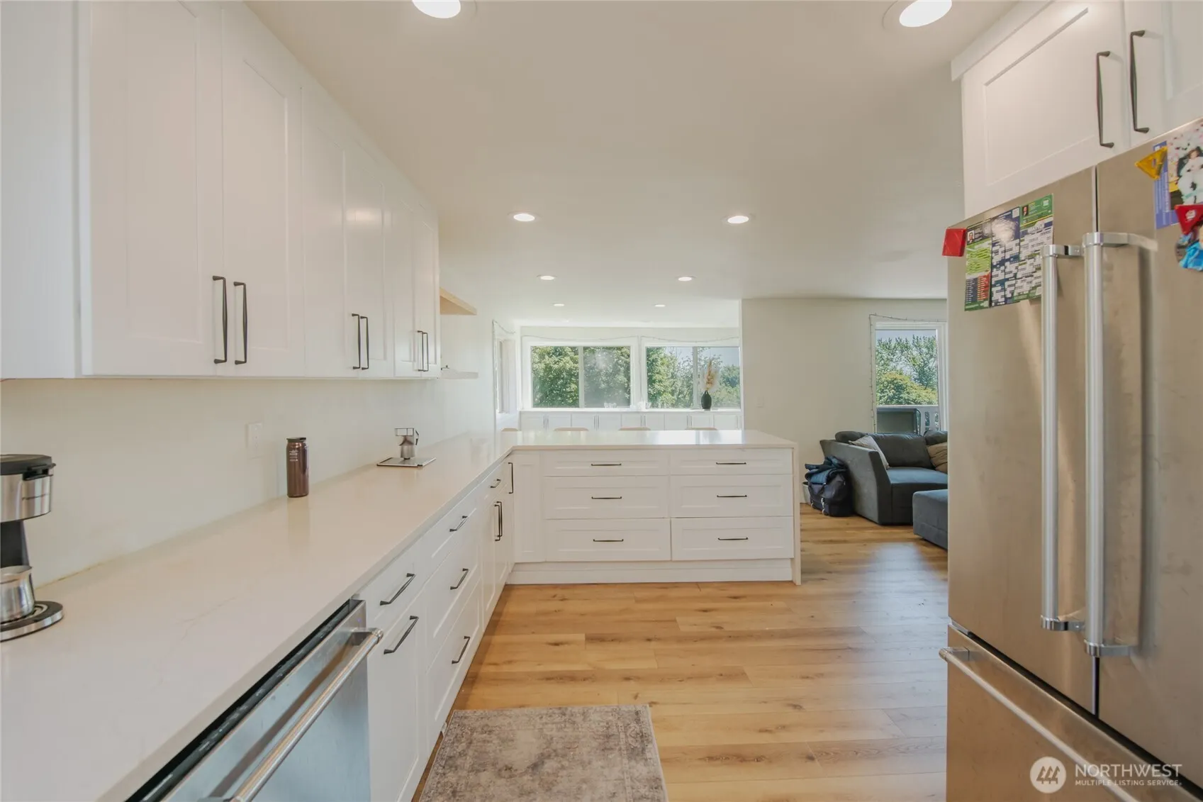 25312 42nd Place S, Kent, WA 98032