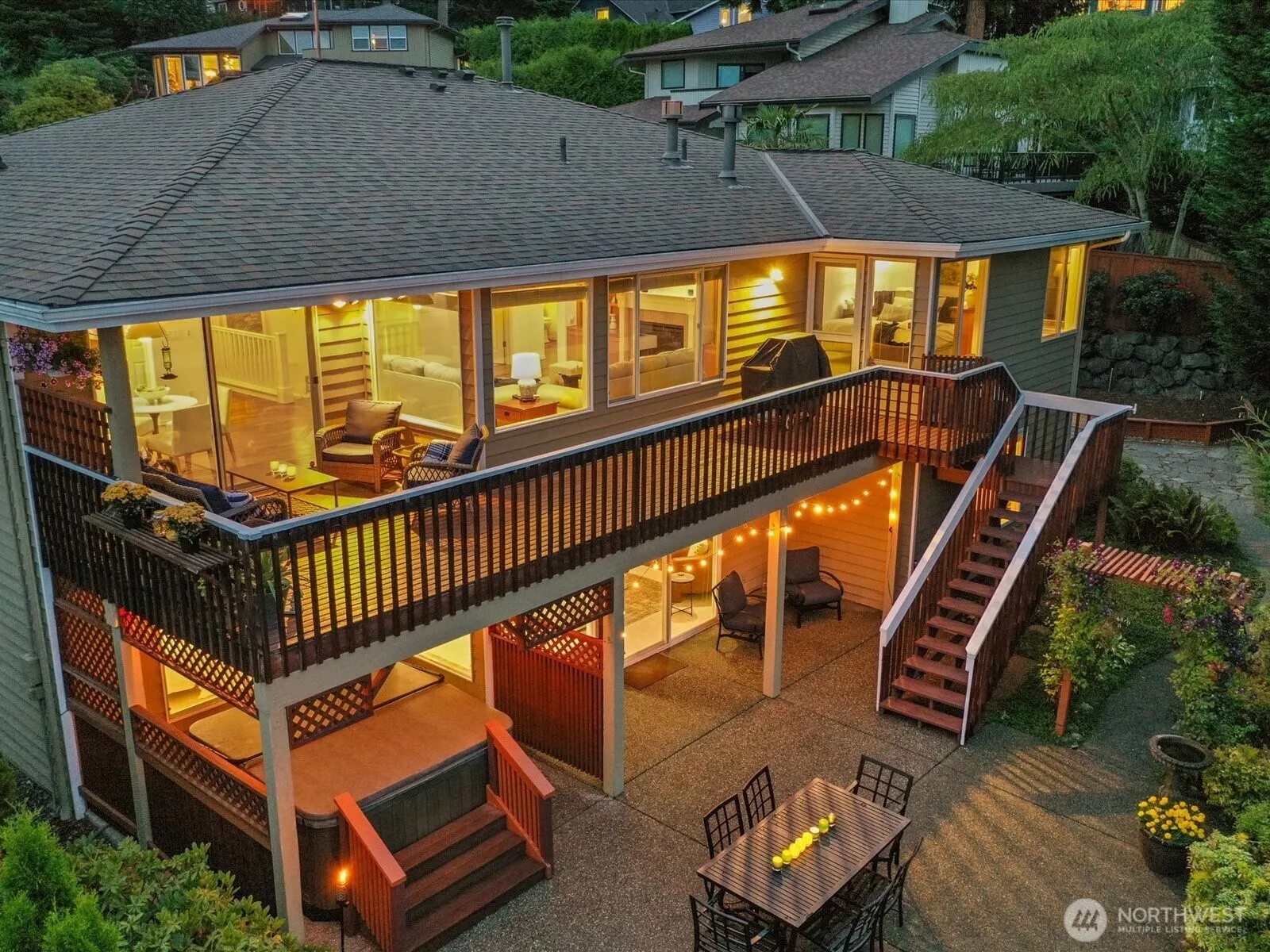 9206 NE 126th Place , Kirkland, WA 98034