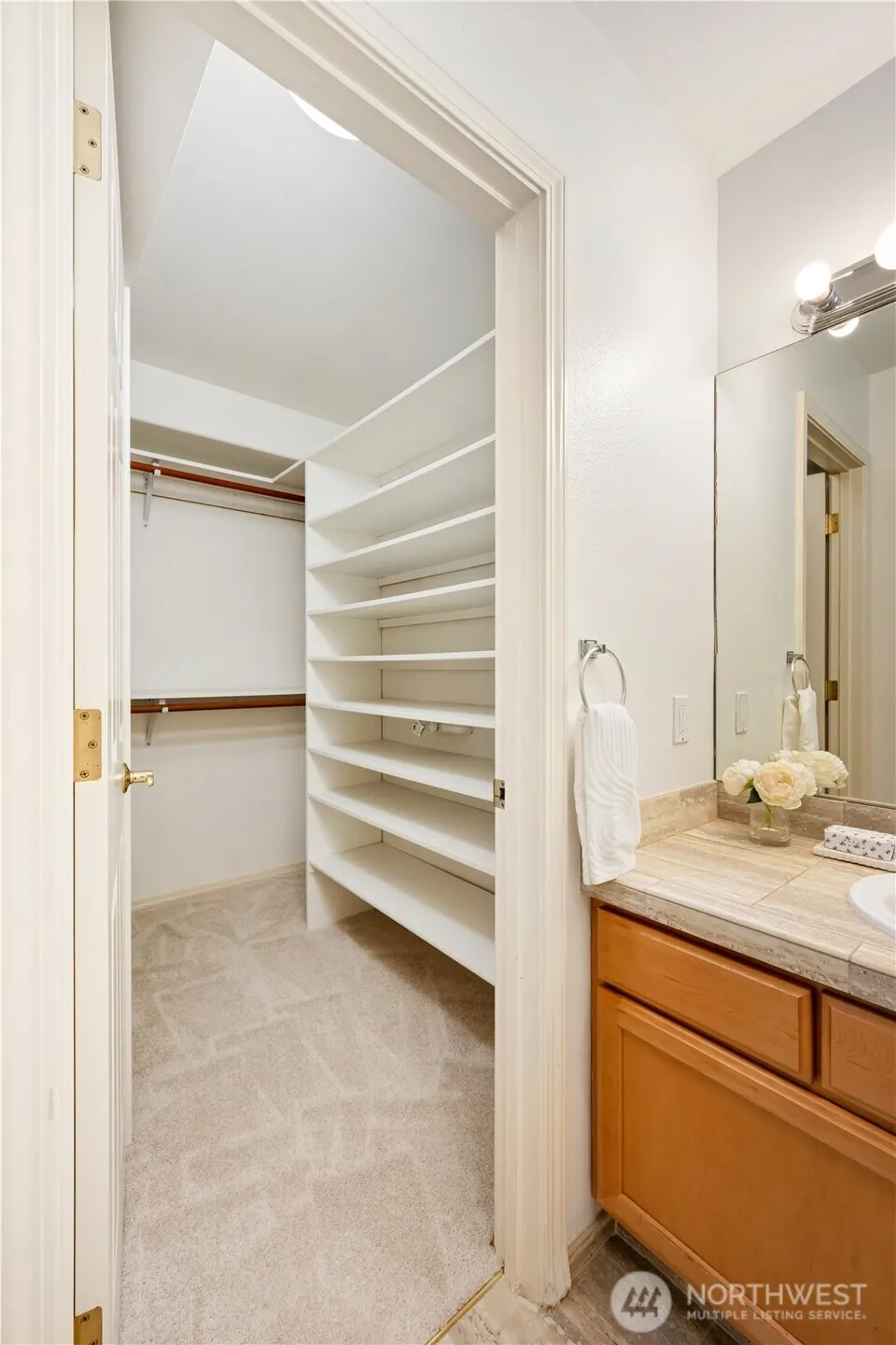 9206 NE 126th Place , Kirkland, WA 98034