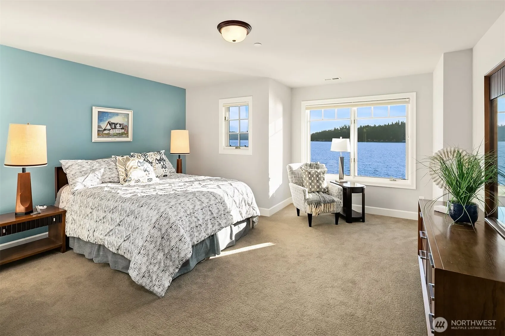2727 E Lake Sammamish Parkway NE, Sammamish, WA 98074