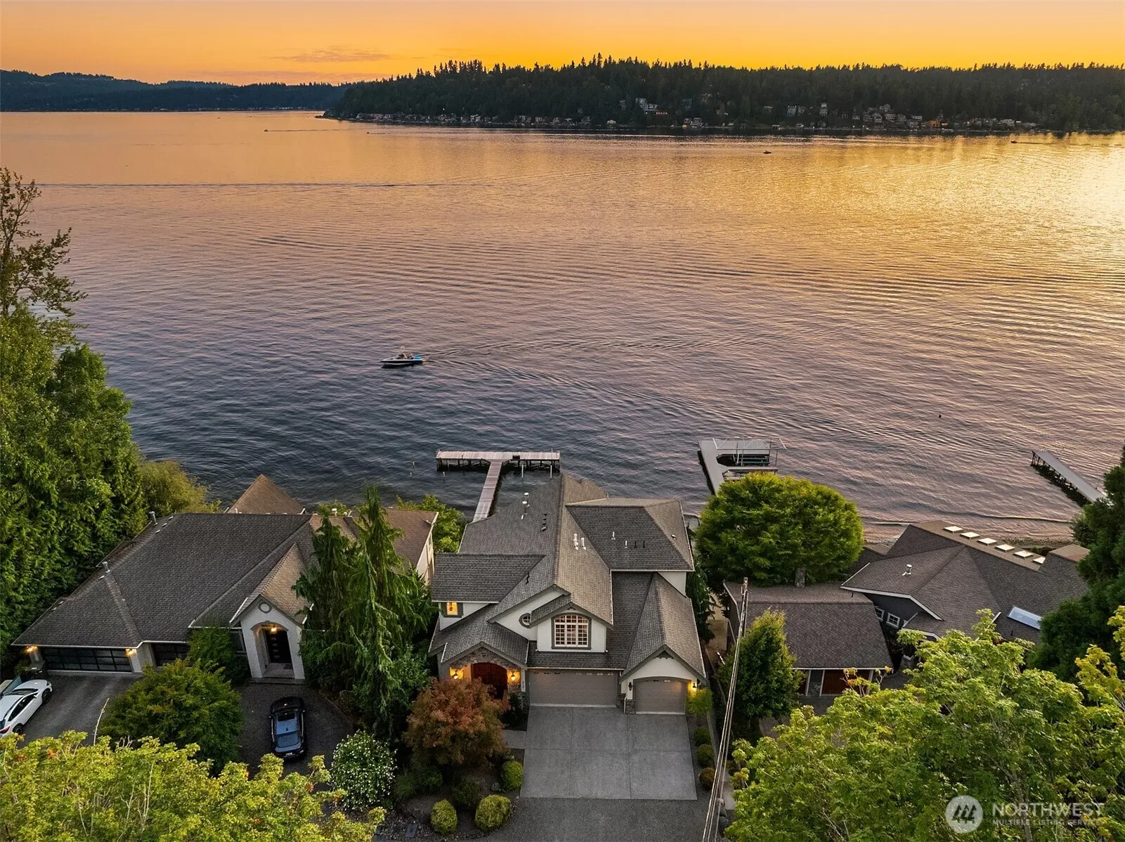2727 E Lake Sammamish Parkway NE, Sammamish, WA 98074