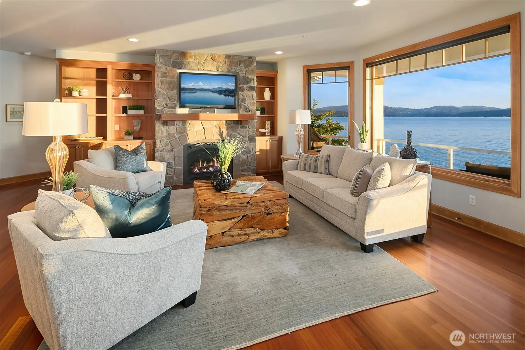 2727 E Lake Sammamish Parkway NE, Sammamish, WA 98074