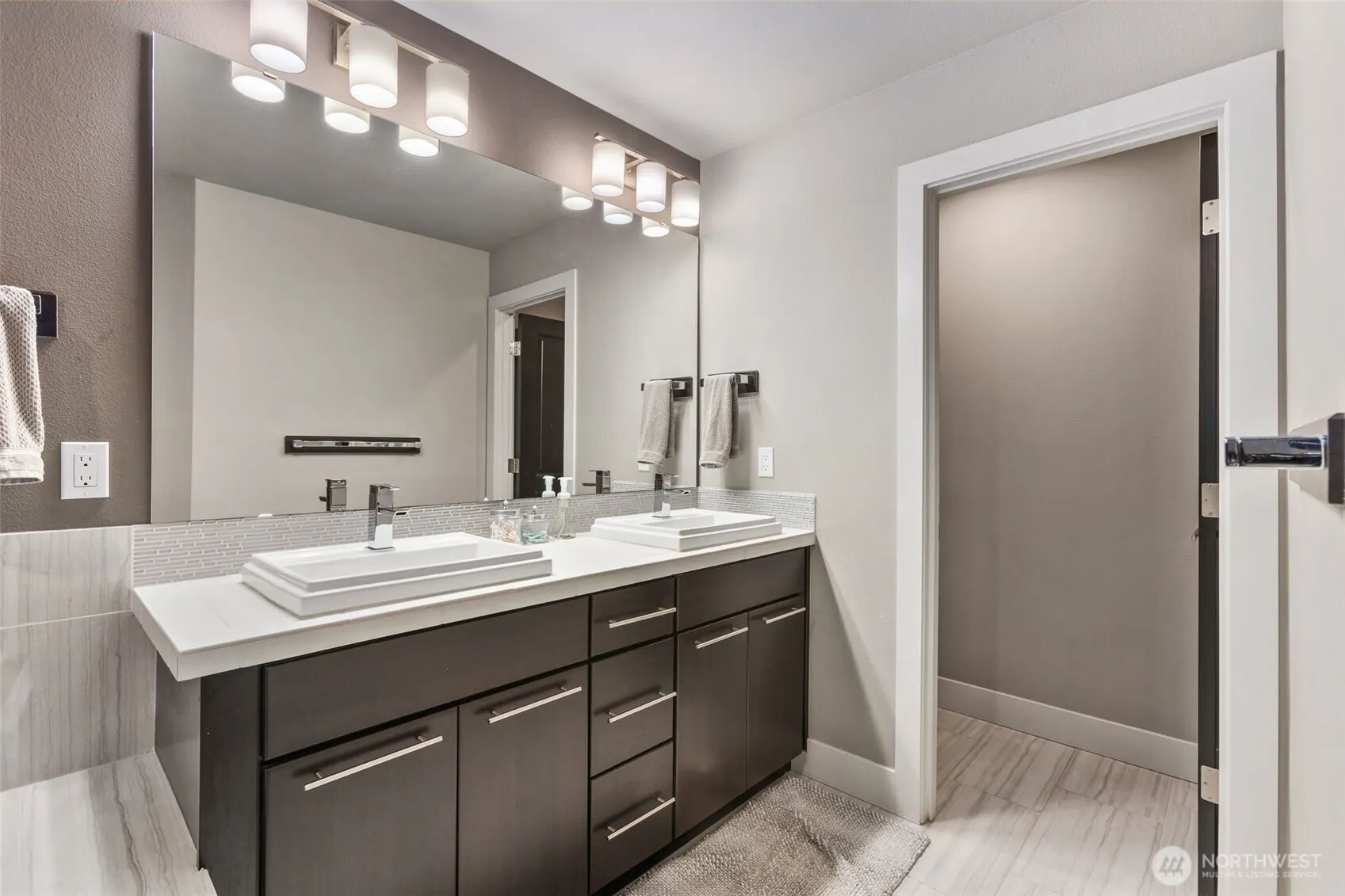 3725 200th Place SE, Bothell, WA 98012