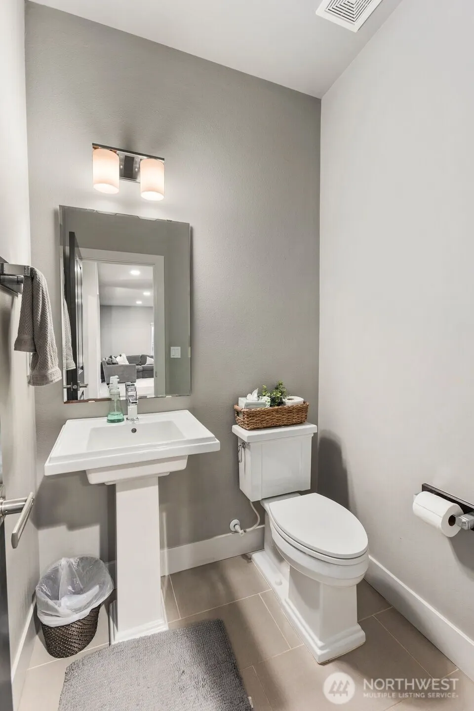 3725 200th Place SE, Bothell, WA 98012