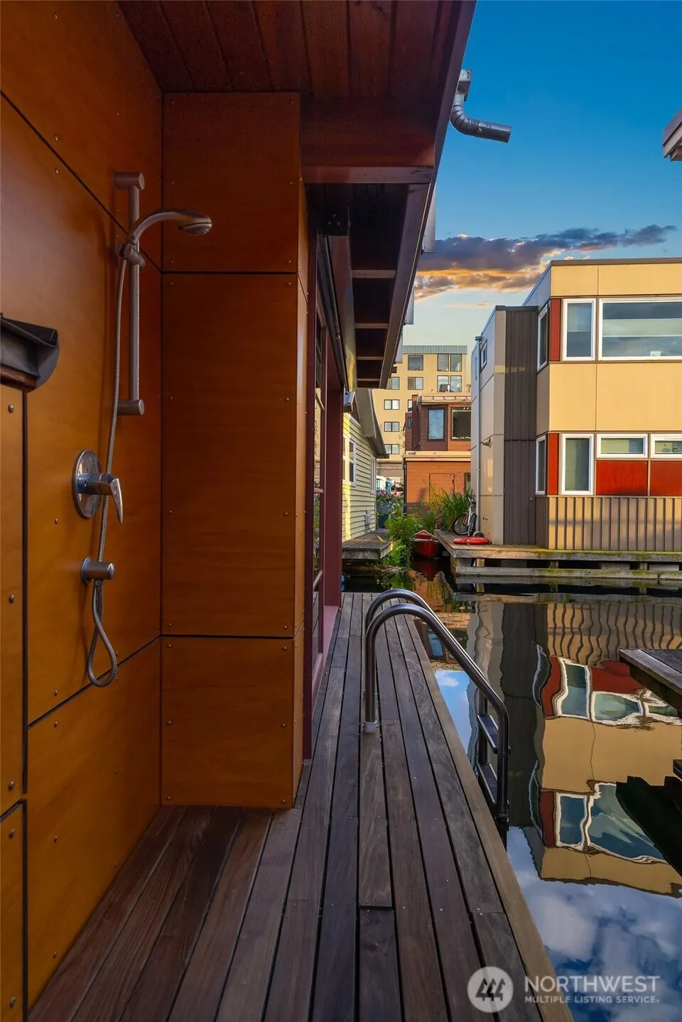 2339 Fairview Avenue E #L, Seattle, WA 98102