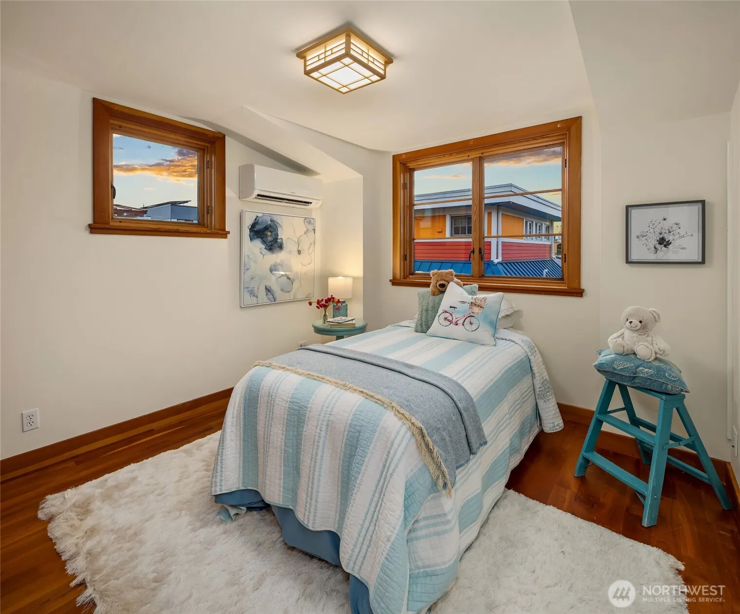 2339 Fairview Avenue E #L, Seattle, WA 98102