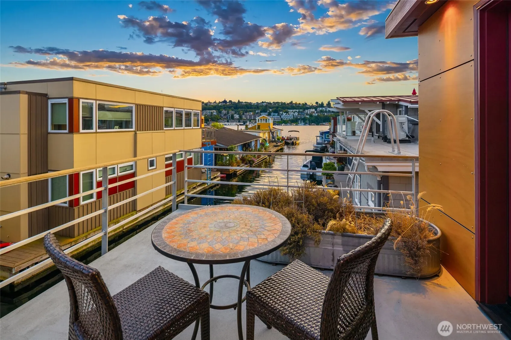 2339 Fairview Avenue E #L, Seattle, WA 98102