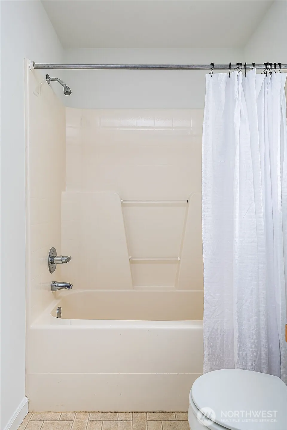 17121 3rd Place W, Bothell, WA 98012