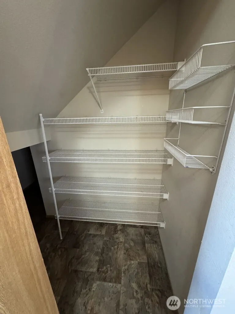 22324 NE 100th Way , Redmond, WA 98053