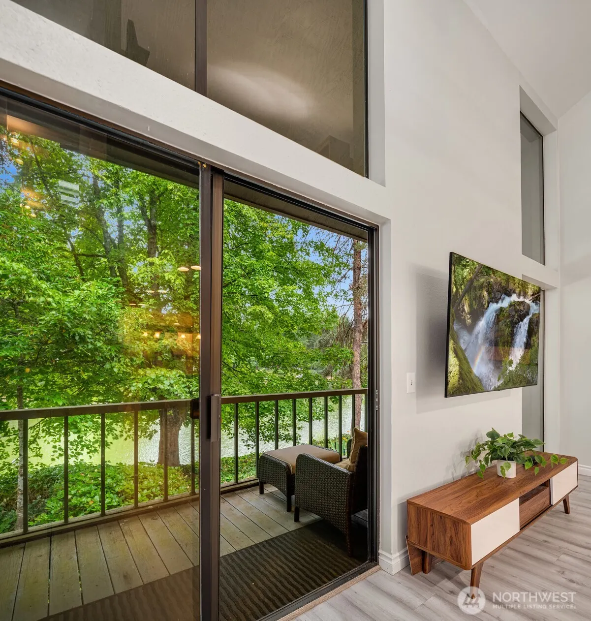 6356 138th Avenue NE #213, Redmond, WA 98052