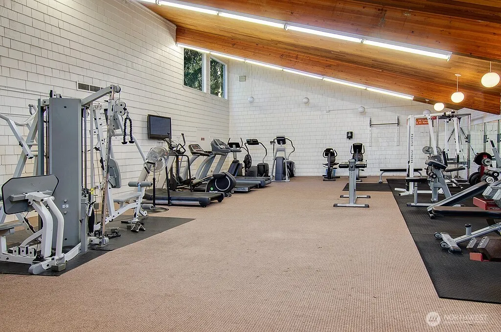 6356 138th Avenue NE #213, Redmond, WA 98052