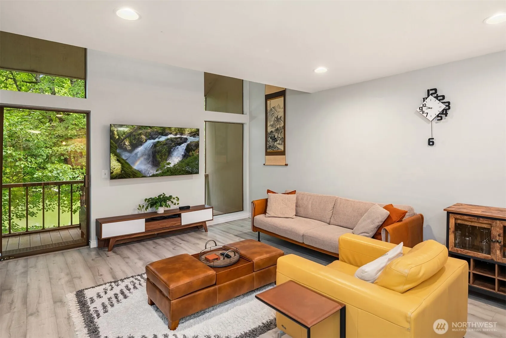 6356 138th Avenue NE #213, Redmond, WA 98052
