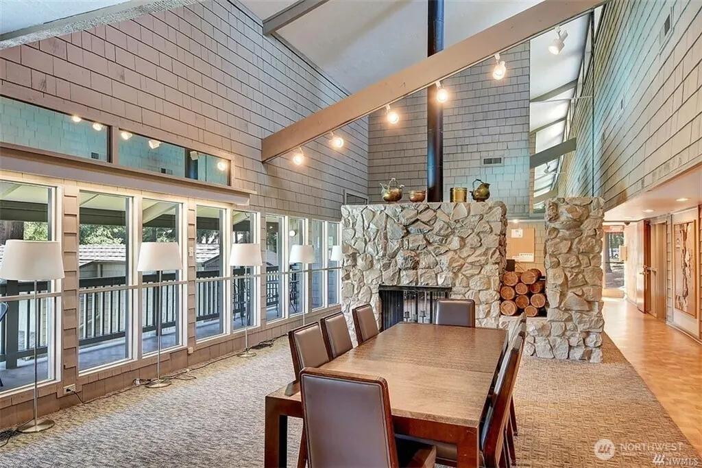 6356 138th Avenue NE #213, Redmond, WA 98052