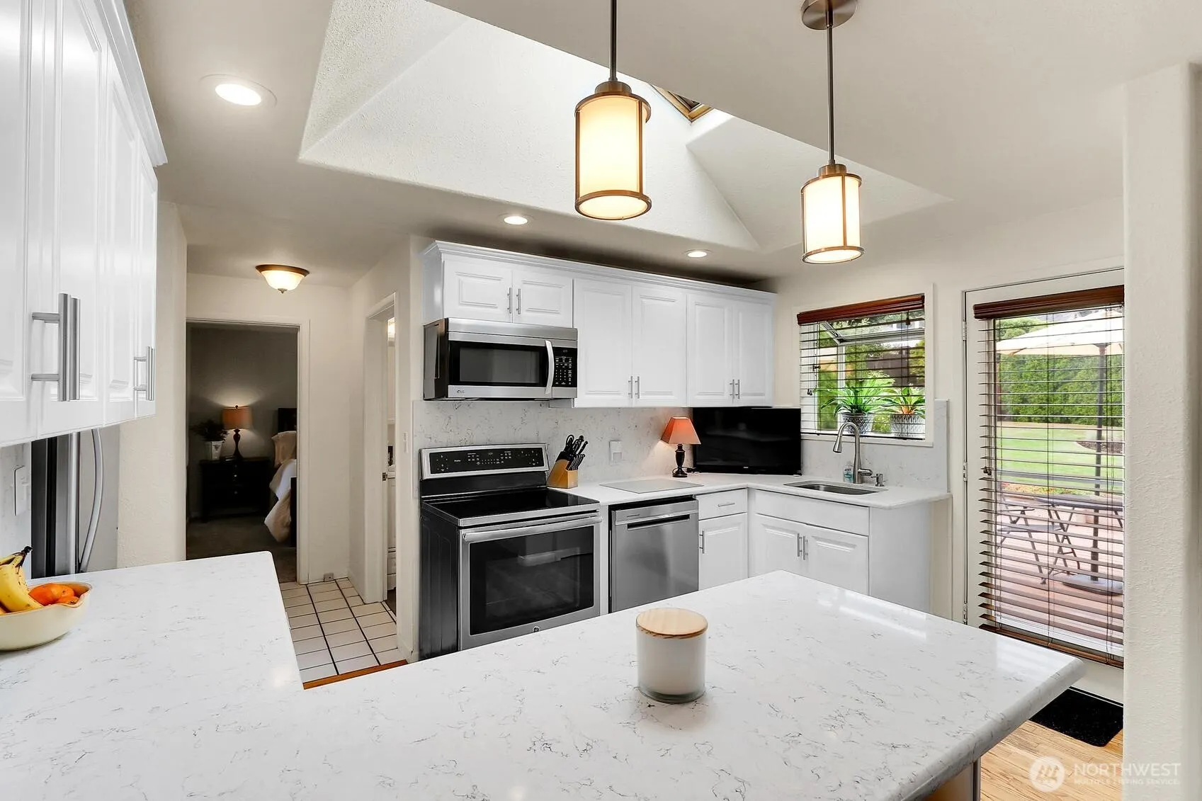 4012 SW 107th Street , Seattle, WA 98146