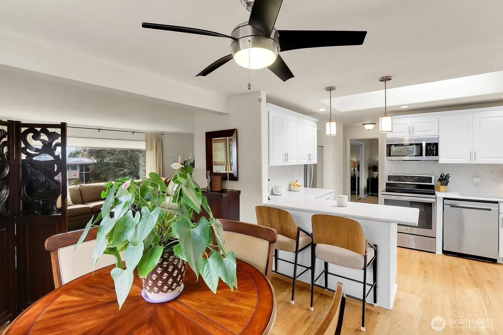4012 SW 107th Street , Seattle, WA 98146
