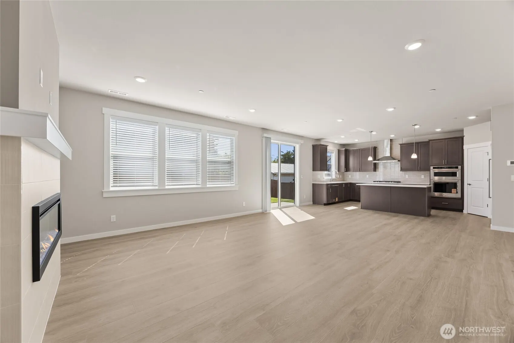 13512 NE 106th Court #27, Kirkland, WA 98033