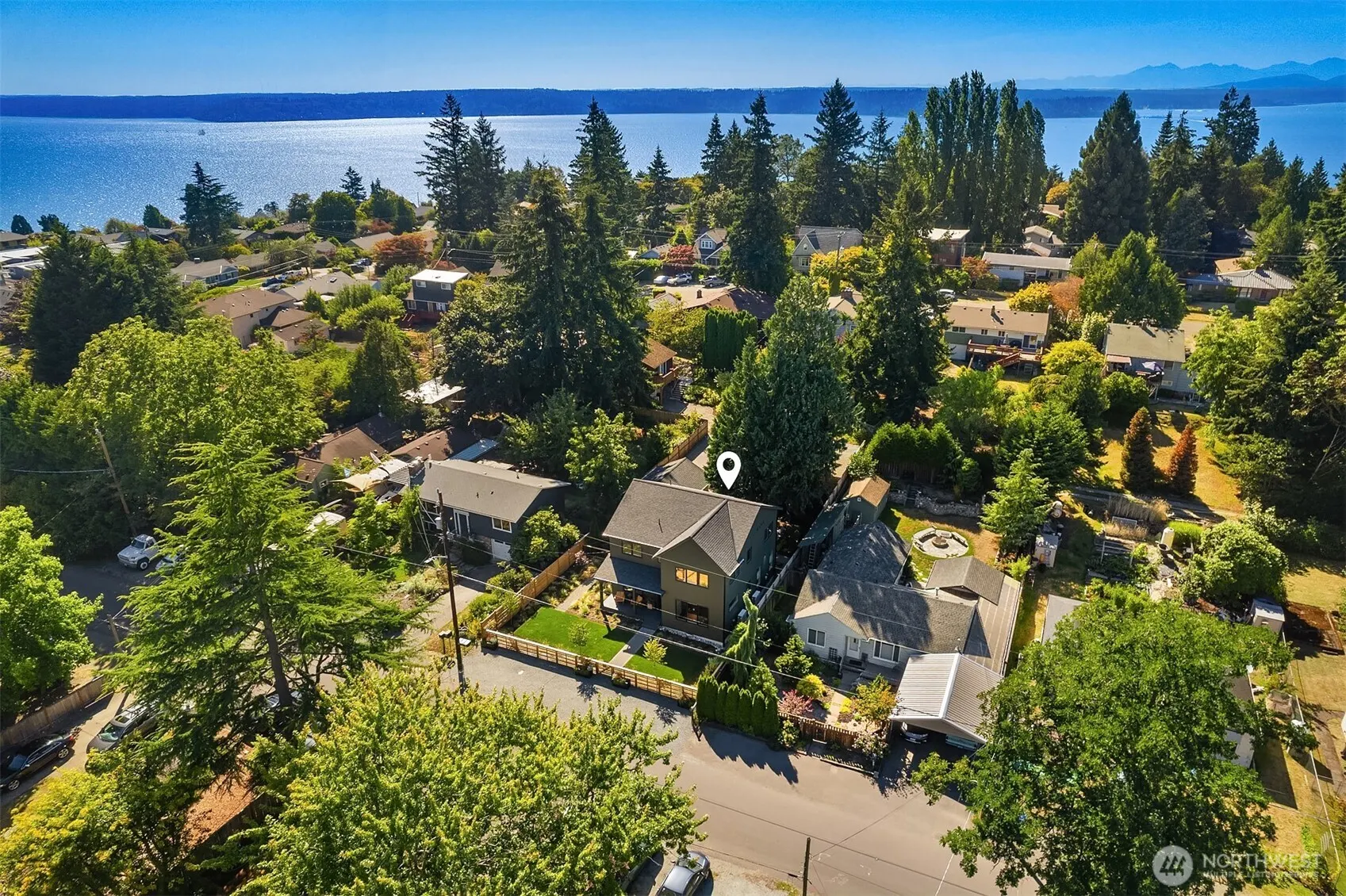 10421 41st Avenue SW, Seattle, WA 98146