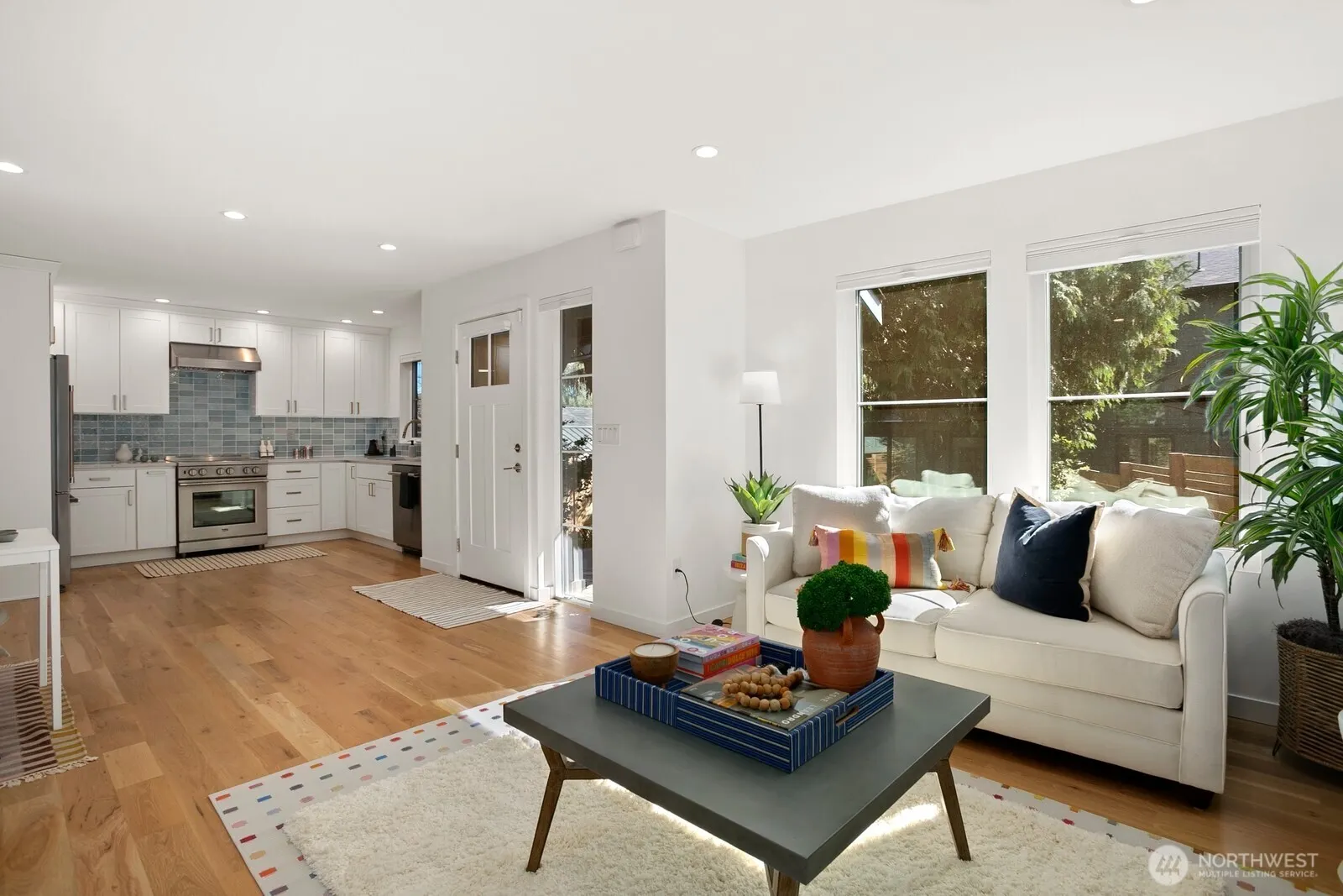 10421 41st Avenue SW, Seattle, WA 98146
